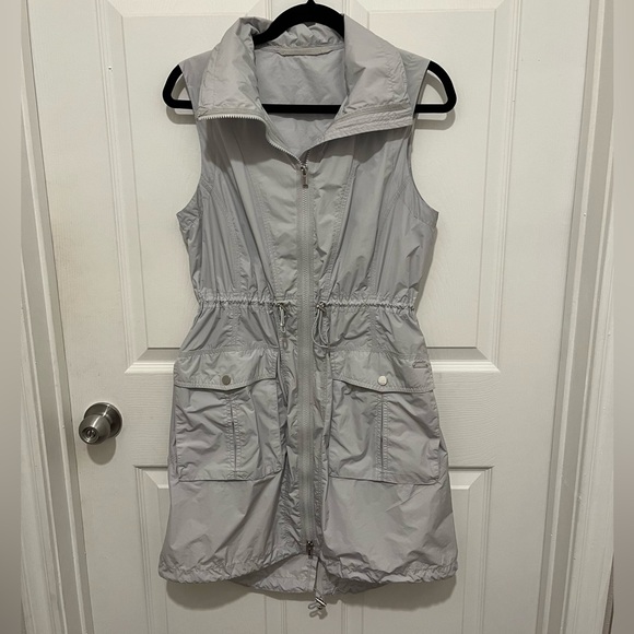 ATHLETA Women’s Vest City Slicker Full Zip Water Resistant Size 12/16 Gray - Picture 1 of 11